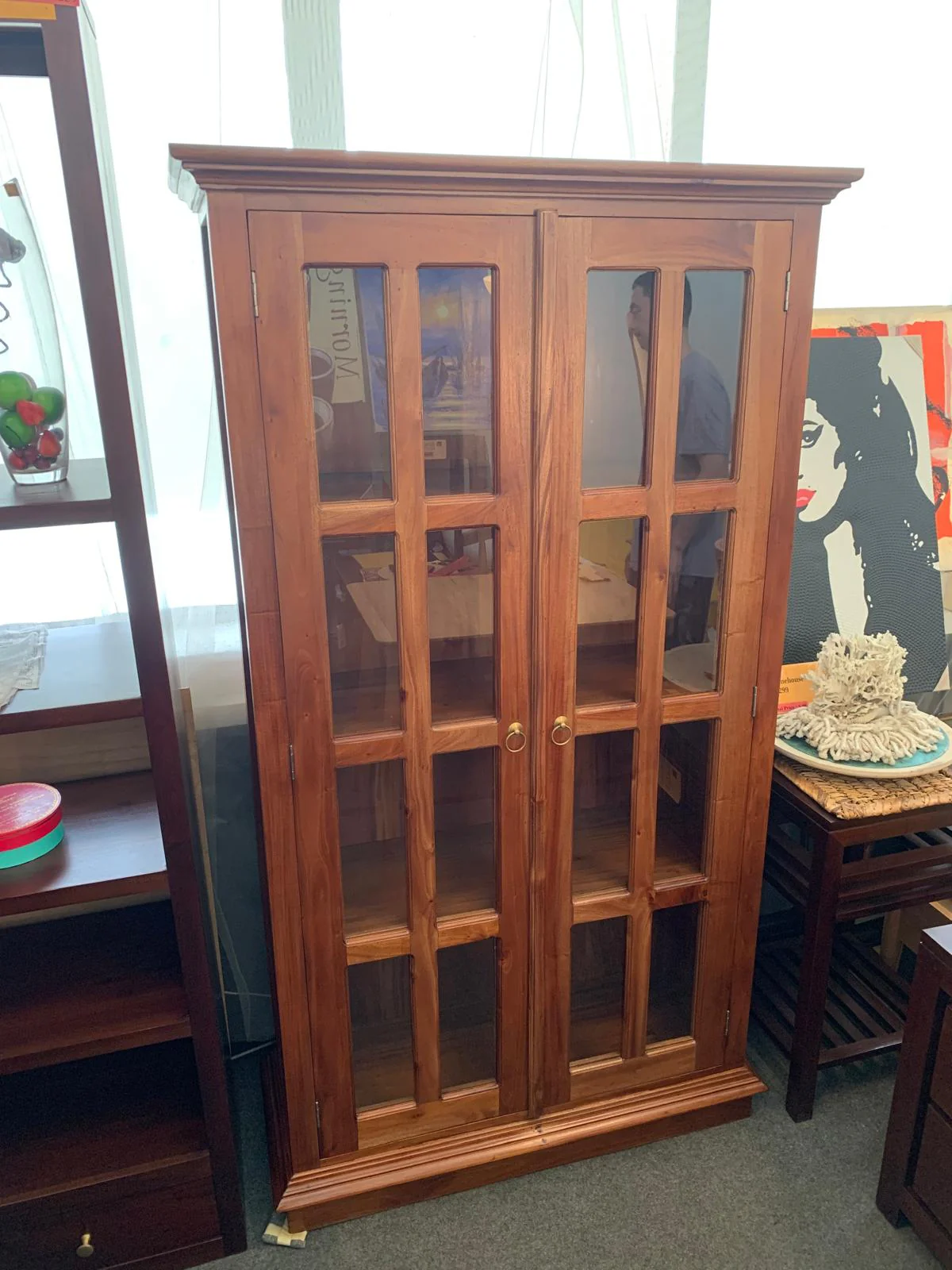 Display Cabinet Range 2 Glass Door 4 Shelf Solid Wood TEK168 DC 200 PN ( Mahogany / Light Pecan Colour) - Image 4
