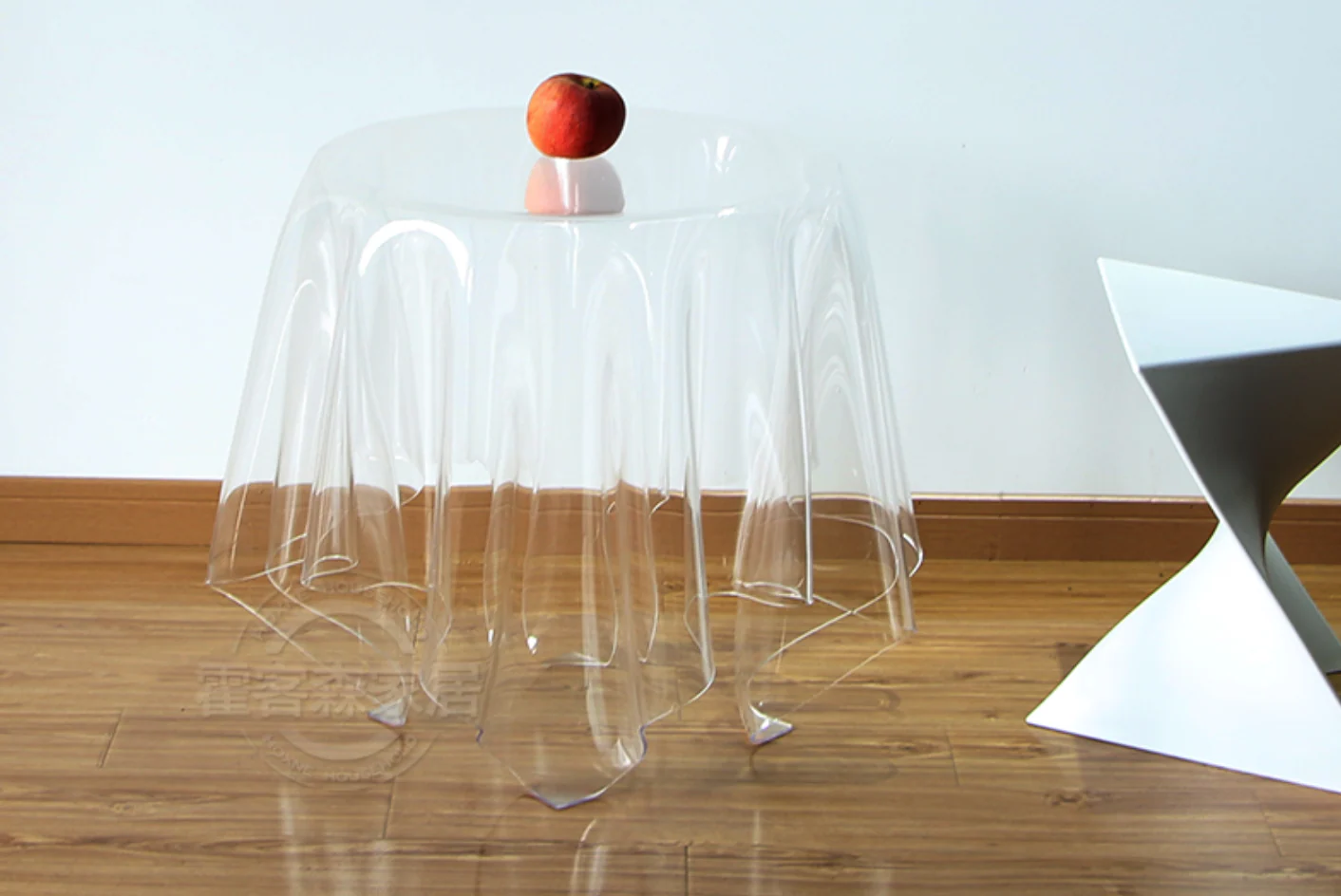 FERDINAND Invisible Cloak Side Table - Image 18