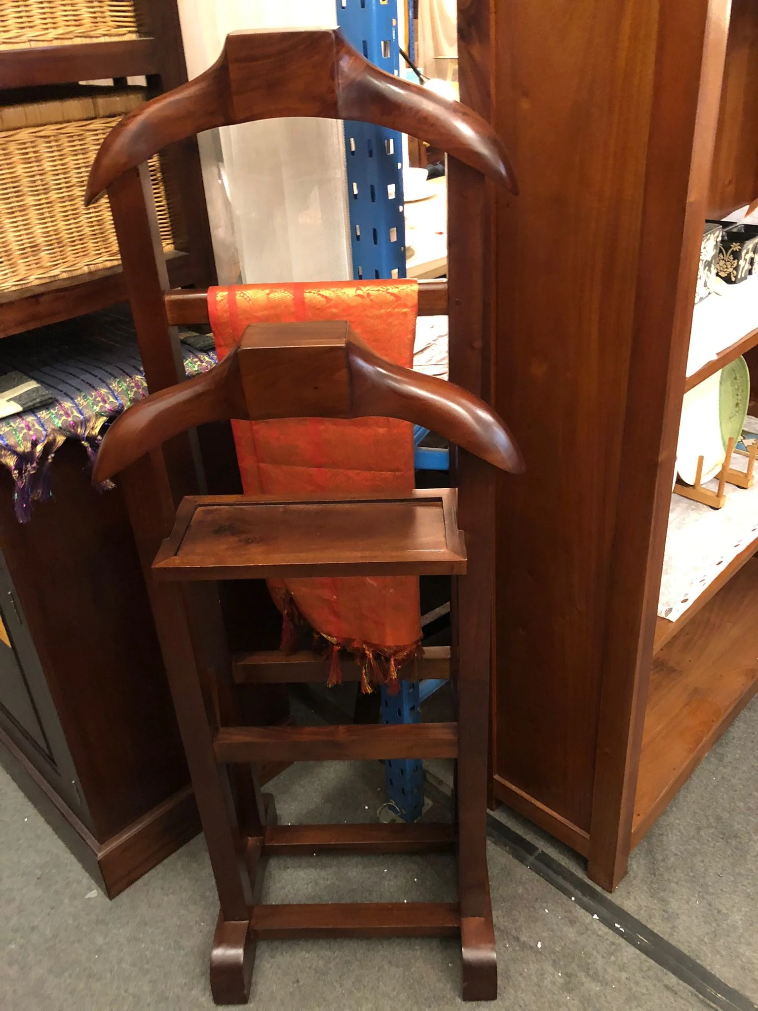 Radisson NOBU Solid Teak Timber Coat Hanger SI 46 TEK168 ( Mahogany Colour )