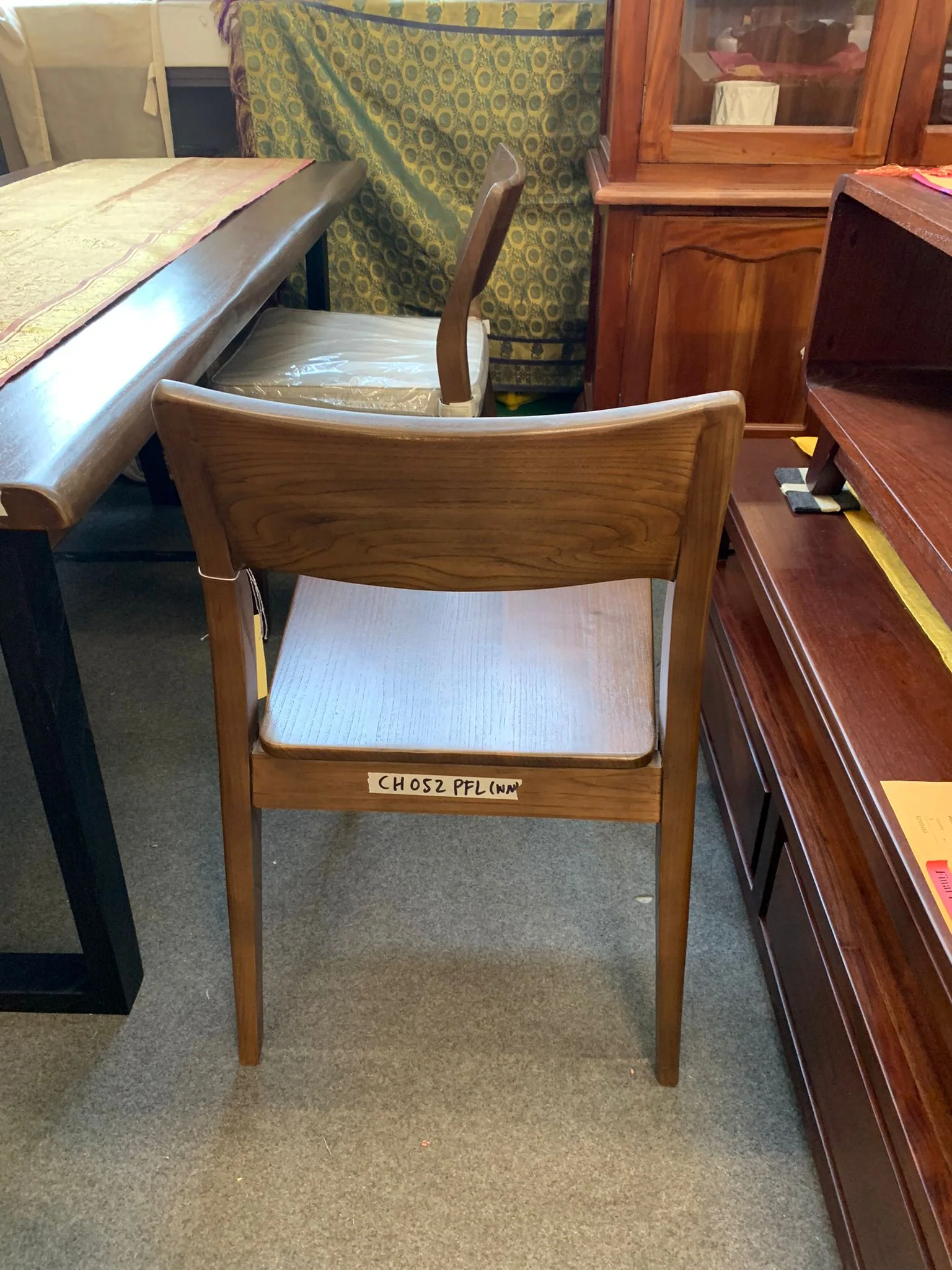 RADISSON Providence Chair Teak - Min purchase of 2 CH 052 PFL W/C (Walnut / Mahogany color) - Image 8